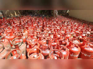  'LPG rates for Ujjwala consumers cheapest in India'